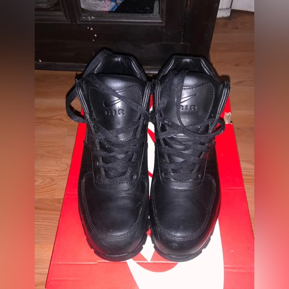 Nike air max Goadome men’s leather boots Tripple black waterproof size 9-12